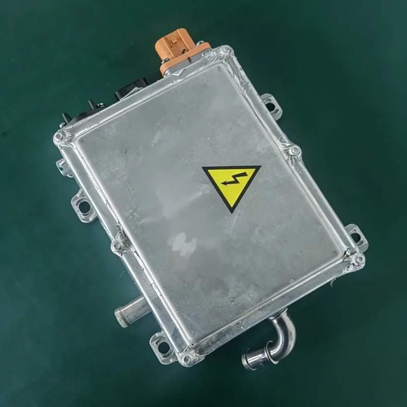 Пилонепроникний DC/DC перетворювач потужністю 2,5 кВт для PHEV