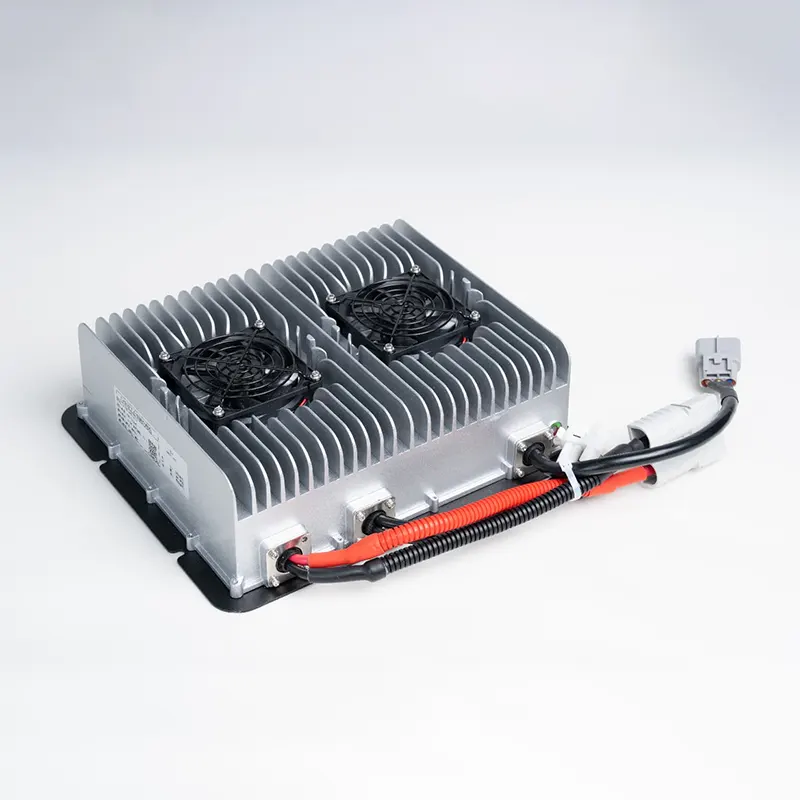 Водонепроникний OBC високої потужності IP67 потужністю 6,2 кВт